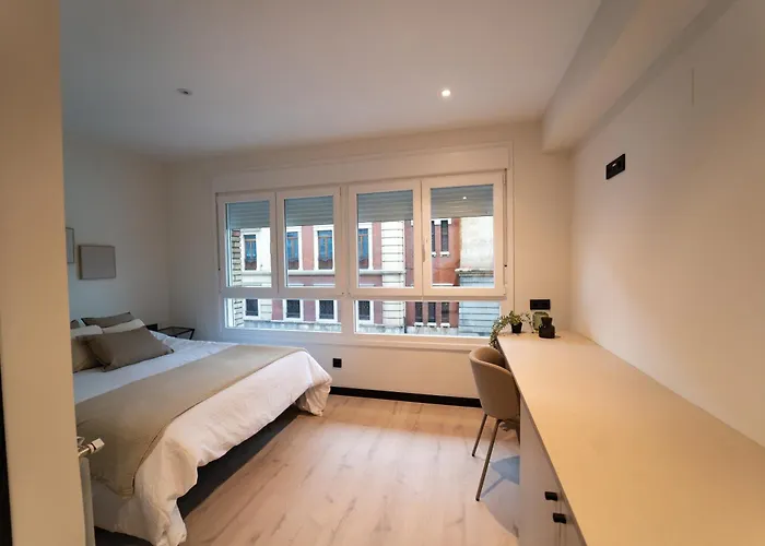 Paseo Zorrilla 8 Coliving *